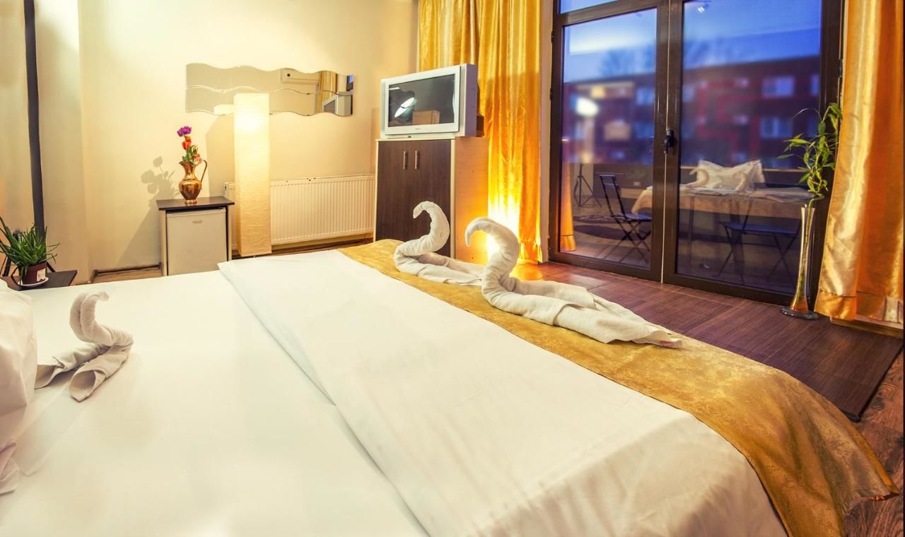 Отель Hotel EOS Бухарест