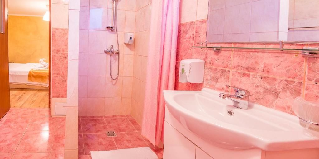 Отель Hotel EOS Бухарест-40